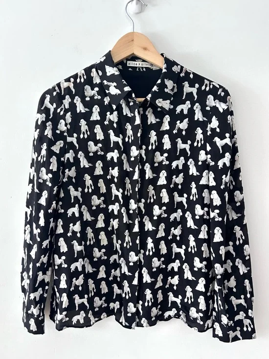 ALICE + OLIVIA 100% Silk Poodle-Print Button Front Shirt | Medium, can fit Small - Picture 2 of 10